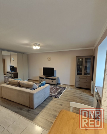 Сдаю двухкомнатную квартиру 50.0 м² этаж 5/12 город Донецк, Будённовский. Донецк - изображение 1