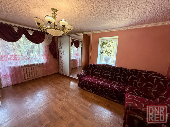 Продам 1 ком. квартиру, 2/5 эт., 35 м.кв. - Макеевка, м-н Строитель (к-7) Макеевка - изображение 1