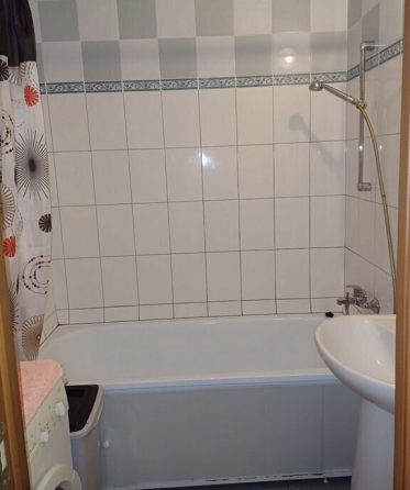 Сдаю двухкомнатную квартиру 68.0 м² этаж 3/17 город Донецк. Киевский район Донецк