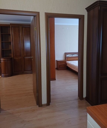 Сдаю двухкомнатную квартиру 68.0 м² этаж 3/17 город Донецк. Киевский район Донецк