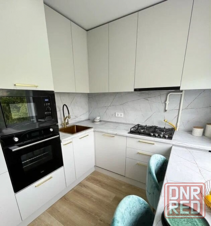 Сдаю трехкомнатную квартиру 50.0 м² этаж 4/9 город Донецк Донецк - изображение 4