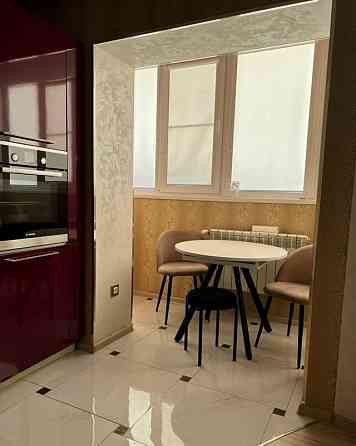 Сдаю двухкомнатную квартиру 60.0 м² этаж 7/10 город Донецк, Калининский район Донецк