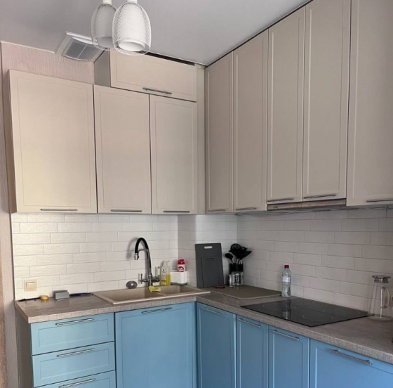Сдаю двухкомнатную квартиру 48.0 м² этаж 3/10 город Донецк, Киевский район Донецк