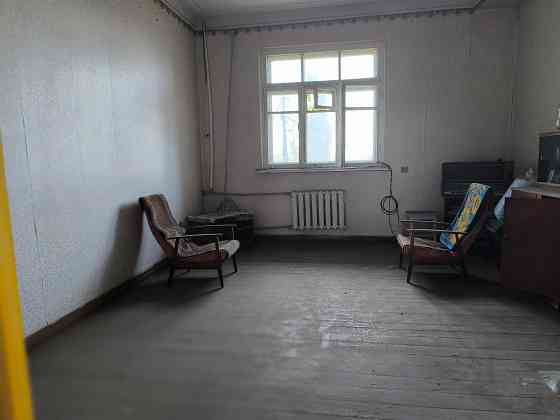 Продам 4х ком квартиру.Пл.Кирова.От центра 7 мин езды Макеевка