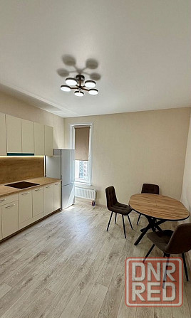 Сдаю двухкомнатную квартиру 64.0 м² этаж 7 город Донецк, Киевский район Донецк - изображение 1