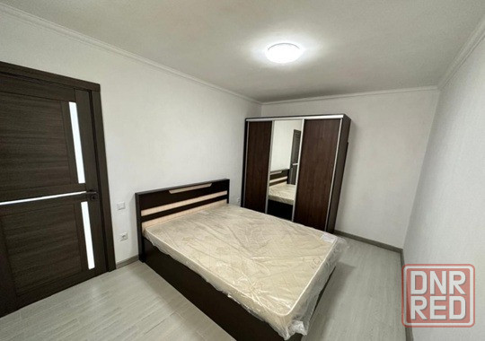 Сдаю двухкомнатную квартиру-студию 40.0 м² этаж 3/4 город Донецк, Куйбышевский район Донецк - изображение 3
