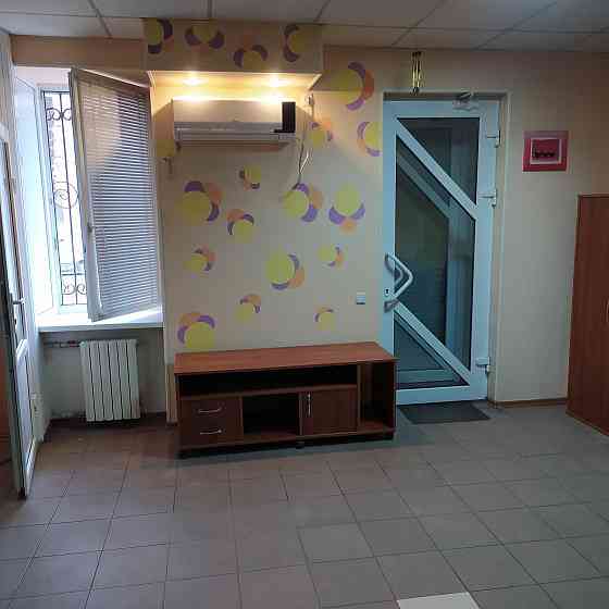 Продается 2-х комнатн кв. под офис Донецк