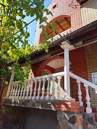 Продаётся дом 548,5 кв.м. Мариуполь