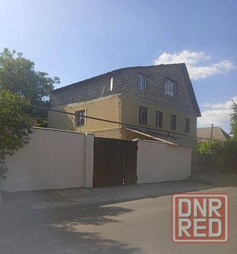 Продам 3-х этажный дом 350 м2, ориентир Донбасс Арена Донецк - изображение 1