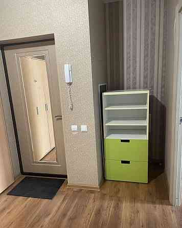 Сдаю двухкомнатную квартиру 65.0 м² Донецк