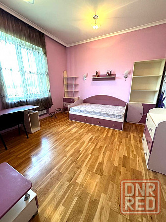 3-х уровневый дом! 11 соток земли. 255м2. Четыре жилых комнаты + кухня гостиная. Донецк - изображение 5