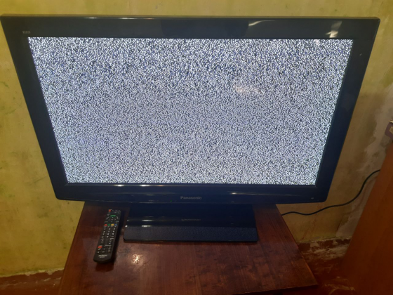 Продажа телевизора Panasonic tx-pr37c2 Донецк