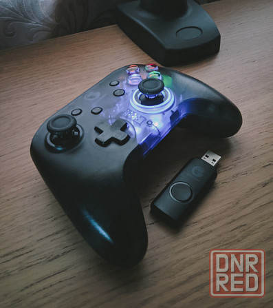 Геймпад Gamesir t4 pro se2 Макеевка - изображение 1