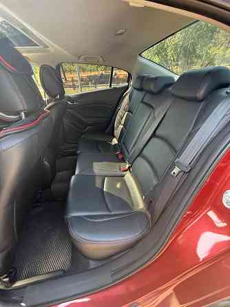 Продам Mazda 3 2015г Донецк