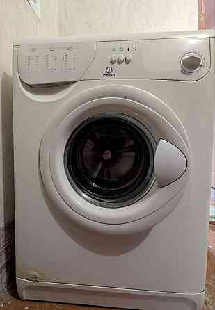 Рабочая стиральная машина Indesit Донецк