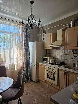 продам 2к квартиру Апатова Драмтеатр Мариуполь Мариуполь