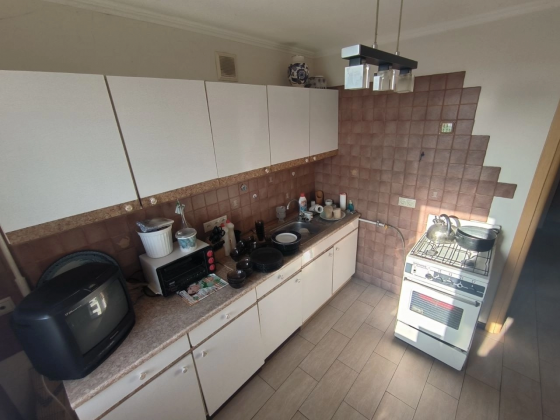 Продам 1-к квартиру Донецк центр Донецк