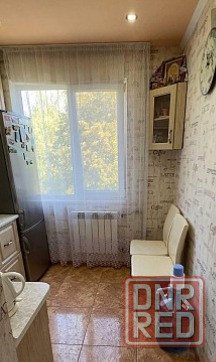 Срочная продажа 2-к. квартиры в Ленинском районе, Соловки Донецк - изображение 4