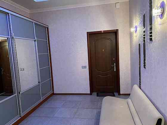 Продам 3к.квартиру с паркингом. жк Замковый Донецк