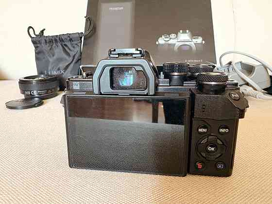 Olympus OM-D E-M10 Mark II Kit 14-42 Макеевка