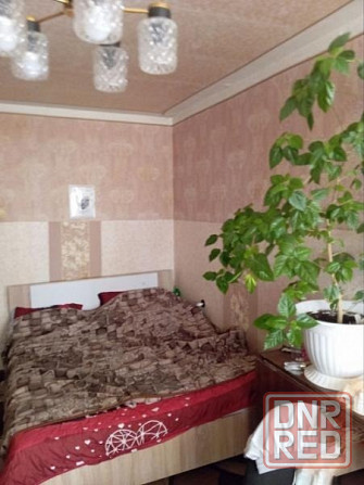 Продам 2 ком кв в Буденовском р-н по ул Отважных Донецк - изображение 1