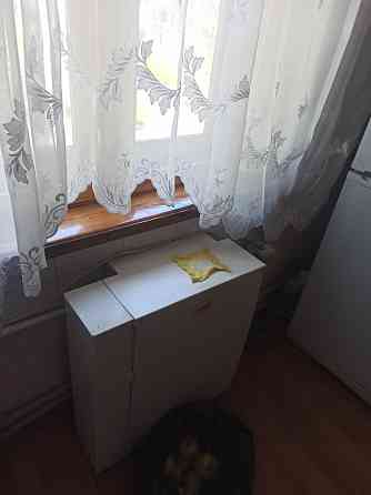 Продам в центре Макеевки 3-комнатную крупногабаритную квартиру Макеевка