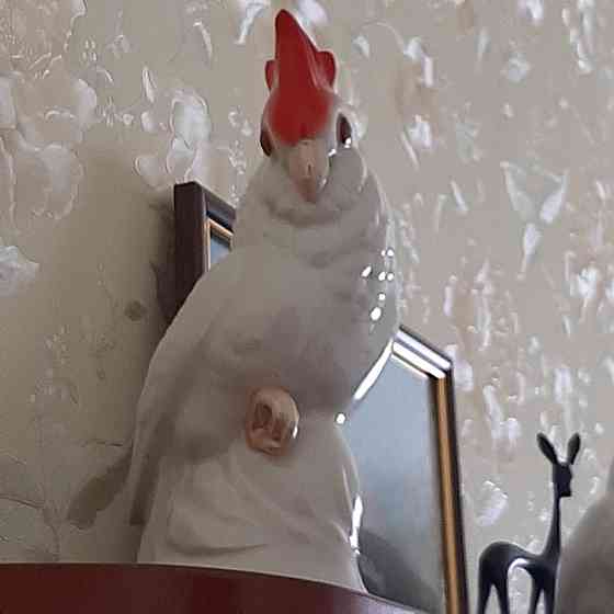 продам две фигурки попугаев Донецк