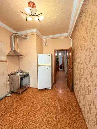 4-х комнатная , сталинка , дом кирпичный , 97м 2 Макеевка