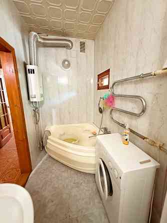 4-х комнатная , сталинка , дом кирпичный , 97м 2 Макеевка