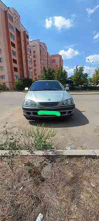 Тойота авенсис 1998года Донецк