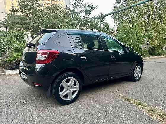 Renault SANDERO, 2016г, 1.6 мт, 130т.км Донецк