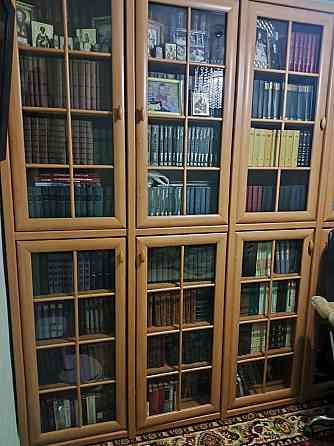 Продам книжный шкаф Макеевка