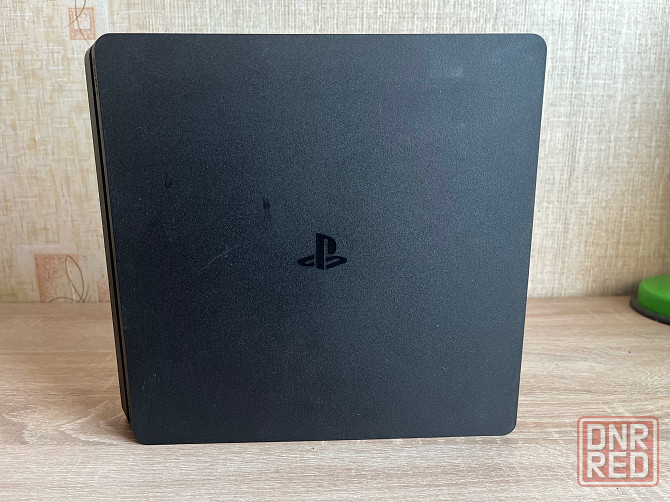 Консоль PlayStation 4 slim на 500 гигабайт Донецк - изображение 2