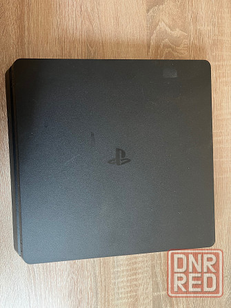 Консоль PlayStation 4 slim на 500 гигабайт Донецк - изображение 1