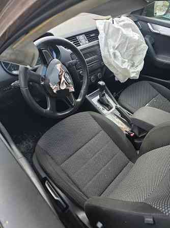Продам авто skoda octavia a7 после дтп Донецк