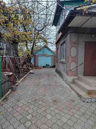 Продается пятикомнатный дом в Червоногвардейском районе, мкр.Комсомольский, ул.Краматорская Макеевка