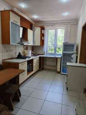 Продается 2 ком. квартира (49 м2 2/2 этаж) в Ворошиловском р-н. Донецк