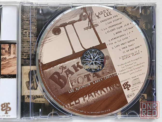Фирменный CD: Lee Ritenour & Larry Carlton (1995) Larry & Lee Макеевка - изображение 3