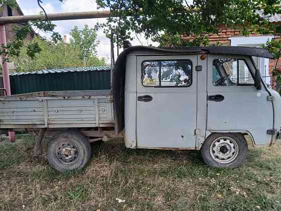 продам уаз 39094 2.7 мт Ясиноватая