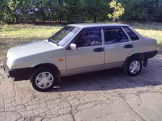 Продам автомобиль 99 Енакиево