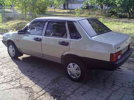 Продам автомобиль Ваз 21099 Енакиево