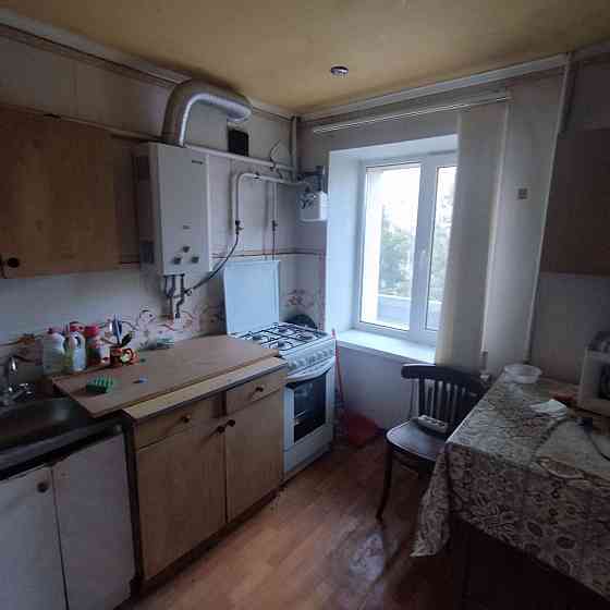 Продам 1ю квартиру на Артёма Донецк