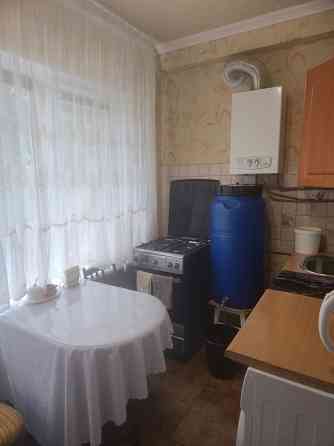 Продаю 1 к.кв. брежневка Калининский рынок Донецк