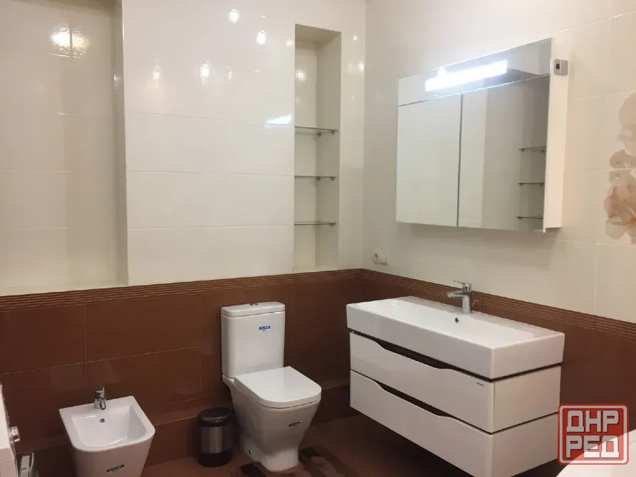 ARENDA KomFort Klass - Новострой в Центре Донецка ! Вода Круглосуточно ! Паркинг , Консьерж ! Донецк - изображение 7