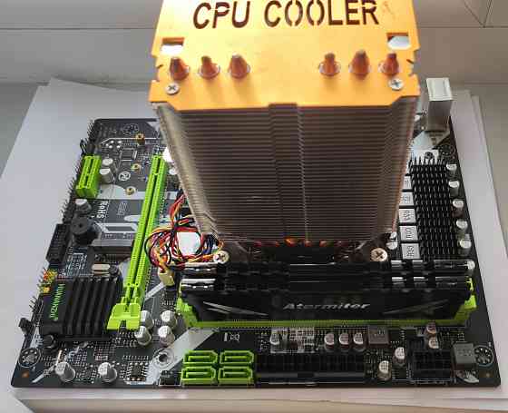 Комплект. На X99. Xeon E5 2640v3. DDR4- 16 Gb. Горловка