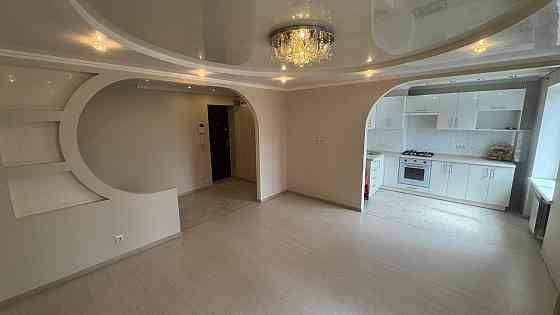 Продам 2х.комнатную квартиру в центре города. Донецк