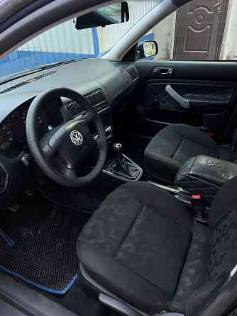 Volkswagen Golf 4 Торез