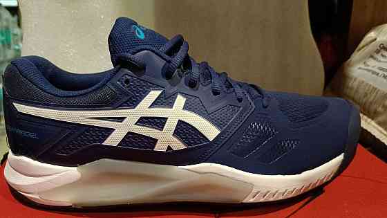 Asics Донецк