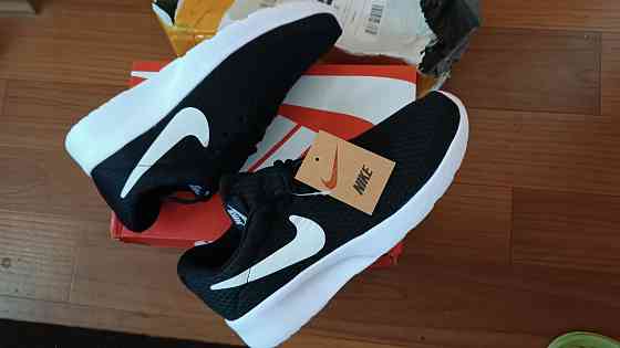 Кроссовки Nike Nike Tanjun A29 Донецк