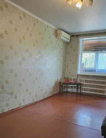 продаю 2х ком квартиру на Текстильщике, остановка 19я , Донецк